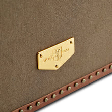 Load image into Gallery viewer, IDA TRUNK JEWELLERY BOX