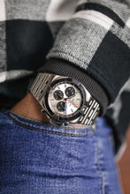Load image into Gallery viewer, BREITLING Chronomat B01 42 silver