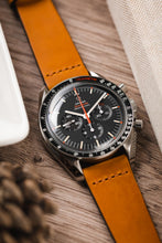 Load image into Gallery viewer, Pebro ARTISAN - Oiled Leather Watch Strap in HONEY YELLOW