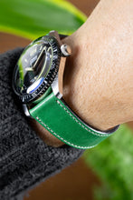 Load image into Gallery viewer, Pebro VIBRANT Genuine Leather Watch Strap in SHAMROCK GREEN