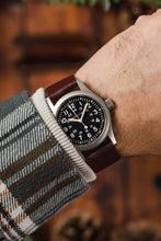 Load image into Gallery viewer, RIOS1931 CLASSIC Low-Profile Leather Watch Strap in BURGUNDY