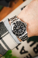 Load image into Gallery viewer, ROLEX Sea-Dweller 16600
