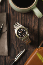 Load image into Gallery viewer, TUDOR  Black Bay 41  - Harrods Special Edition