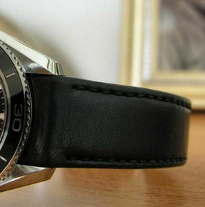 Hirsch MEDICI CURVED ENDED Leather Watch Strap in BLACK/BLACK  18mm - Pewter & Black
